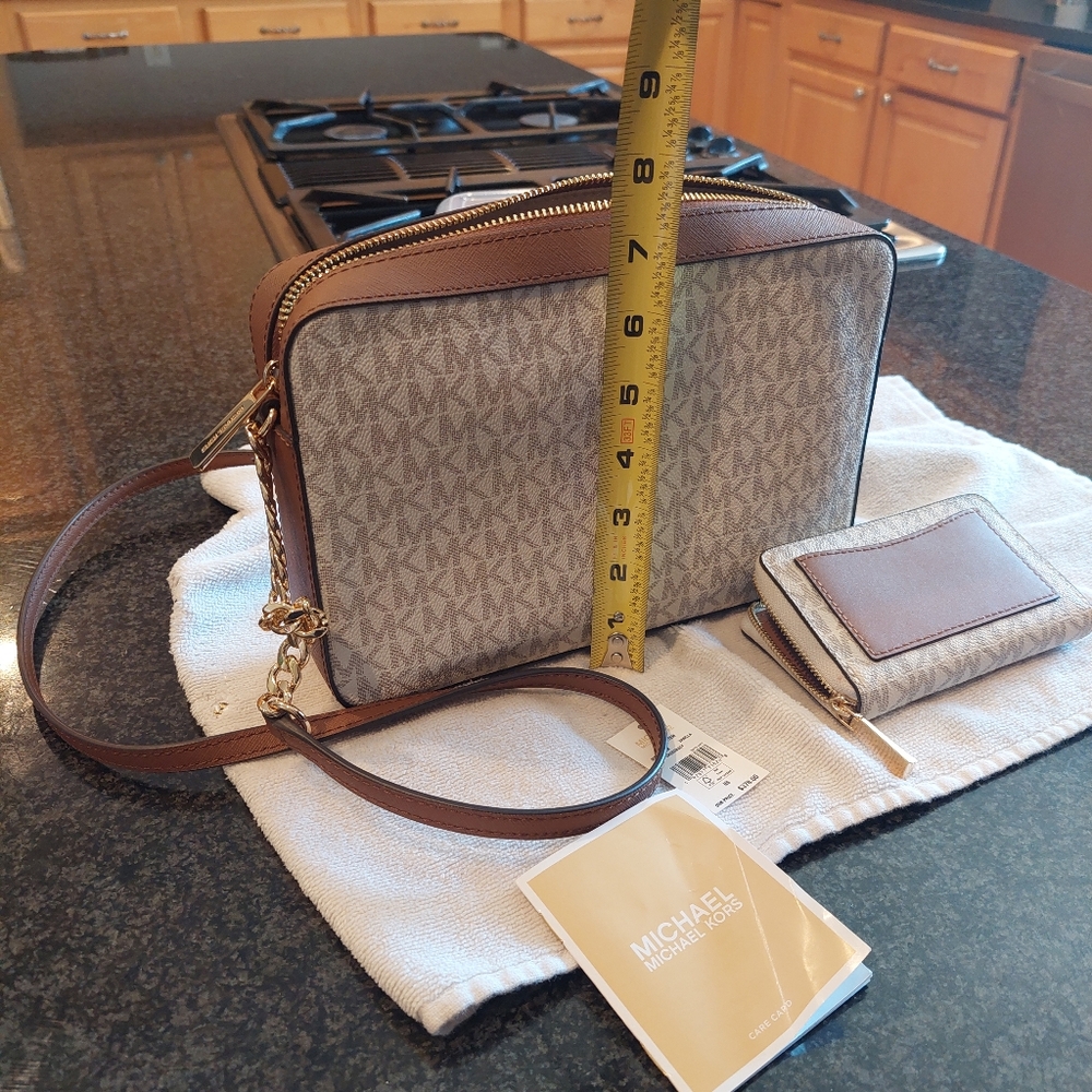 Michael Kors Crossbody Bag with Wallet Brown And Cream Bundle - Picture 10 of 10